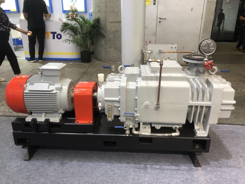 干式螺杆真空泵的工作步骤